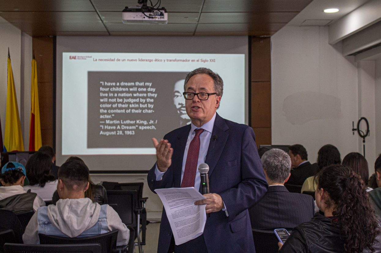 Imagen1-noticia-IBERISTA-ya-puedes-hacer-parte-de-EAE-Business-School