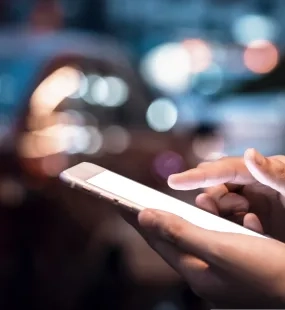 App levanta la mano